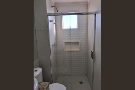 Apartamento à venda com 72m², 2 quartos e 2 vagas Apartamento à venda com 72m², 2 quartos e 2 vagasBanheiro