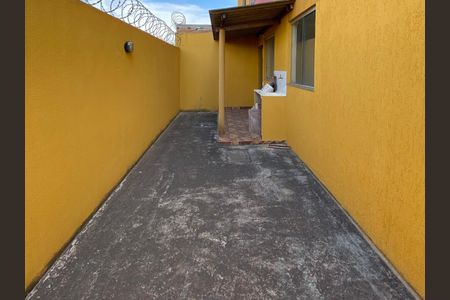 Apartamento para alugar com 50m², 2 quartos e sem vaga Apartamento para alugar com 50m², 2 quartos e sem vagaÁrea de serviço