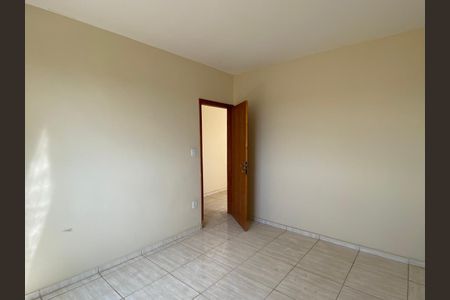 Quarto de apartamento para alugar com 2 quartos, 50m² em Vila Santa Rita, Belo Horizonte