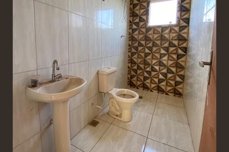 Banheiro de apartamento para alugar com 2 quartos, 44m² em Vila Santa Rita, Belo Horizonte
