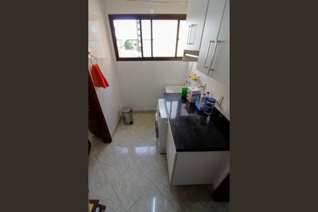Área de serviço de apartamento à venda com 4 quartos, 145m² em Centro, Campinas