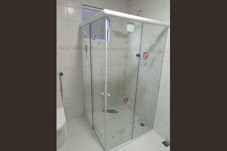 Banheiro de apartamento à venda com 2 quartos, 65m² em Campo Grande, Rio de Janeiro