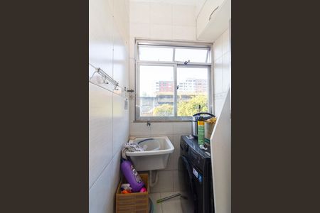 Apartamento para alugar com 59m², 2 quartos e 1 vaga Apartamento para alugar com 59m², 2 quartos e 1 vagaCozinha e Área de Serviço