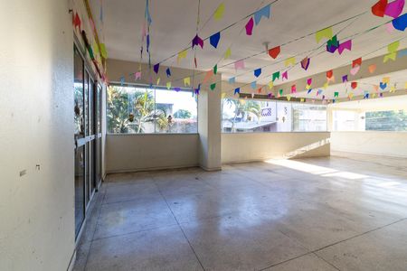 Apartamento para alugar com 59m², 2 quartos e 1 vaga Apartamento para alugar com 59m², 2 quartos e 1 vagaÁrea comum - Playground e Salão de Festas