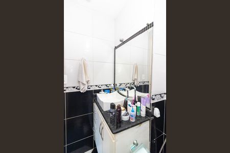 Banheiro de apartamento para alugar com 2 quartos, 59m² em Campinho, Rio de Janeiro
