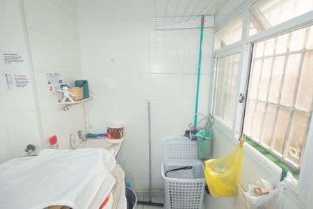 Apartamento para alugar com 42m², 2 quartos e sem vaga Apartamento para alugar com 42m², 2 quartos e sem vagaCozinha e Área de Serviço