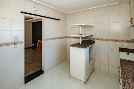 Apartamento à venda com 4 quartos, 190m² em São João Batista, Belo Horizonte