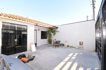 Casa à venda com 45m², 1 quarto e 2 vagas Casa à venda com 45m², 1 quarto e 2 vagasÁrea externa