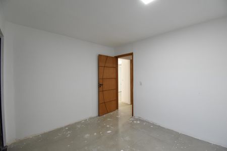 Casa à venda com 45m², 1 quarto e 2 vagas Casa à venda com 45m², 1 quarto e 2 vagasSala