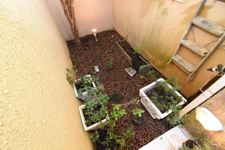 Casa de condomínio à venda com 180m², 3 quartos e 2 vagas Casa de condomínio à venda com 180m², 3 quartos e 2 vagasGarden