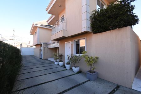 Casa de condomínio à venda com 180m², 3 quartos e 2 vagas Casa de condomínio à venda com 180m², 3 quartos e 2 vagasÁrea externa