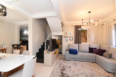 Casa de condomínio à venda com 180m², 3 quartos e 2 vagas Casa de condomínio à venda com 180m², 3 quartos e 2 vagasSala
