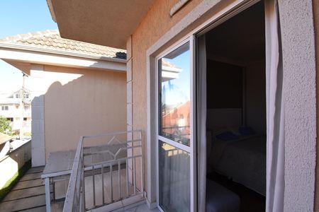 Casa de condomínio à venda com 180m², 3 quartos e 2 vagas Casa de condomínio à venda com 180m², 3 quartos e 2 vagasSacada da suíte