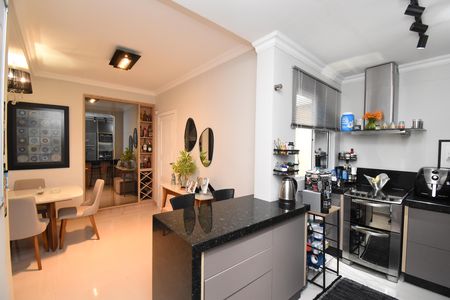 Casa de condomínio à venda com 180m², 3 quartos e 2 vagas Casa de condomínio à venda com 180m², 3 quartos e 2 vagasSala