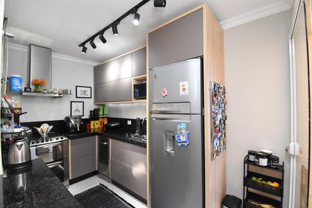 Casa de condomínio à venda com 180m², 3 quartos e 2 vagas Casa de condomínio à venda com 180m², 3 quartos e 2 vagasCozinha