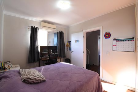 Casa de condomínio à venda com 180m², 3 quartos e 2 vagas Casa de condomínio à venda com 180m², 3 quartos e 2 vagasQuarto 2