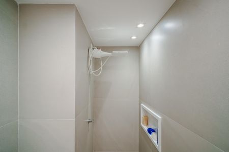 Apartamento para alugar com 34m², 2 quartos e sem vaga Apartamento para alugar com 34m², 2 quartos e sem vagaBanheiro