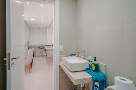 Apartamento para alugar com 34m², 2 quartos e sem vaga Apartamento para alugar com 34m², 2 quartos e sem vagaBanheiro