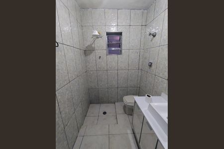 Banheiro social casa 1 de casa à venda com 4 quartos, 143m² em Jardim Petroni, São Bernardo do Campo