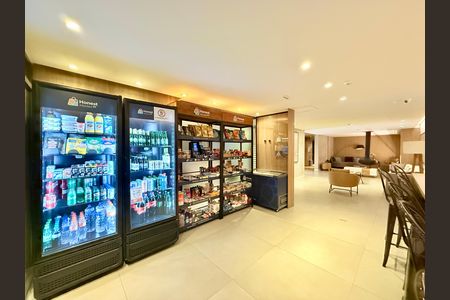 Mercadinho de apartamento para alugar com 2 quartos, 61m² em Jardim das Acacias, São Paulo