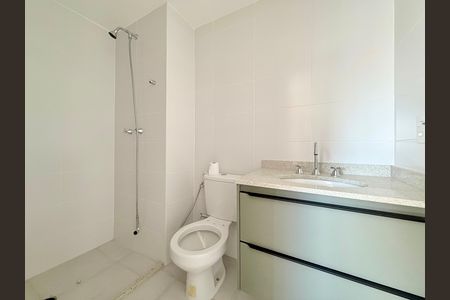 Banheiro Suíte de apartamento para alugar com 2 quartos, 61m² em Jardim das Acacias, São Paulo