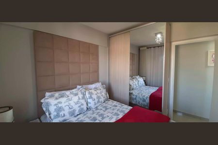 Apartamento à venda com 72m², 2 quartos e 1 vaga