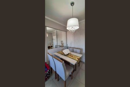 Apartamento à venda com 72m², 2 quartos e 1 vaga Apartamento à venda com 72m², 2 quartos e 1 vagaSala de Jantar