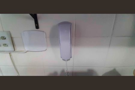 Apartamento à venda com 72m², 2 quartos e 1 vaga Apartamento à venda com 72m², 2 quartos e 1 vagaInterfone