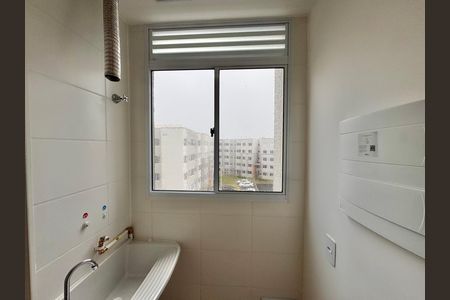 Apartamento para alugar com 45m², 2 quartos e 2 vagas Apartamento para alugar com 45m², 2 quartos e 2 vagasCozinha e Área de Serviço