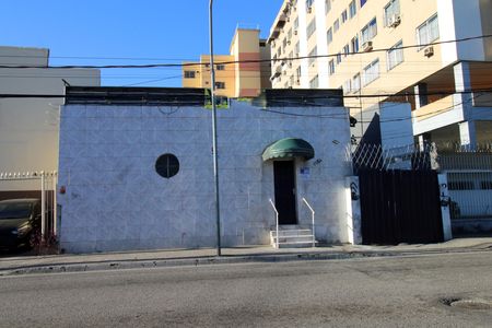 Fachada da casa de casa para alugar com 5 quartos, 280m² em Penha Circular, Rio de Janeiro