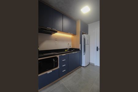 Studio para alugar com 28m², 1 quarto e 1 vaga Studio para alugar com 28m², 1 quarto e 1 vagaKitnet