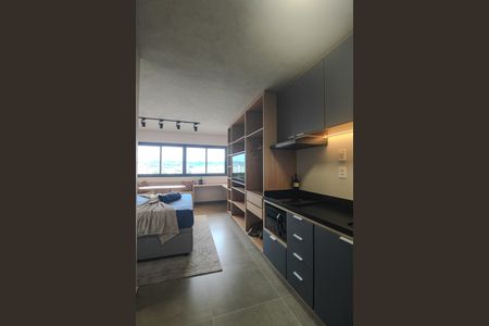 Studio para alugar com 28m², 1 quarto e 1 vaga Studio para alugar com 28m², 1 quarto e 1 vagaKitnet