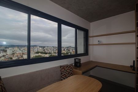 Studio para alugar com 28m², 1 quarto e 1 vaga Studio para alugar com 28m², 1 quarto e 1 vagaKitnet