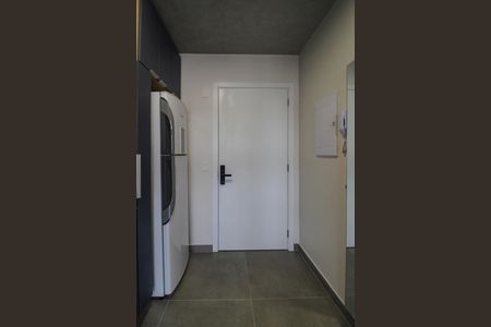 Studio para alugar com 28m², 1 quarto e 1 vaga Studio para alugar com 28m², 1 quarto e 1 vagaKitnet