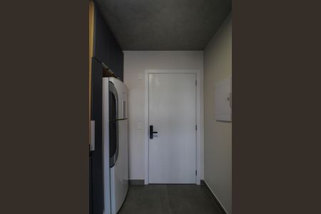Studio para alugar com 28m², 1 quarto e 1 vaga Studio para alugar com 28m², 1 quarto e 1 vagaKitnet