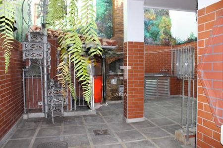 Casa à venda com 380m², 10 quartos e 4 vagas
