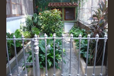 Casa à venda com 380m², 10 quartos e 4 vagas