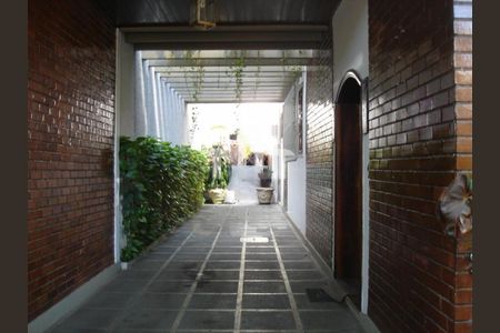 Casa à venda com 380m², 10 quartos e 4 vagas