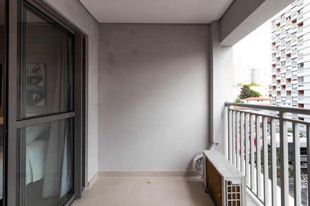 Studio para alugar com 26m², 1 quarto e sem vaga Studio para alugar com 26m², 1 quarto e sem vagaVaranda