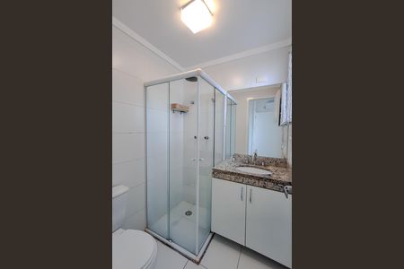 Apartamento para alugar com 69m², 2 quartos e 2 vagas Apartamento para alugar com 69m², 2 quartos e 2 vagasBanheiro da Suíte