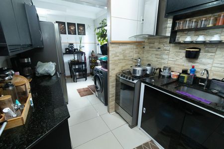 Cozinha de apartamento para alugar com 2 quartos, 60m² em Mata Escura, Salvador
