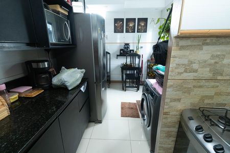 Apartamento para alugar com 60m², 2 quartos e 3 vagas Apartamento para alugar com 60m², 2 quartos e 3 vagasCozinha