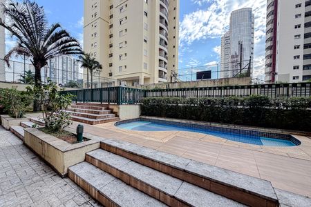 Apartamento à venda com 57m², 2 quartos e 2 vagas Apartamento à venda com 57m², 2 quartos e 2 vagasÁrea comum - Piscina