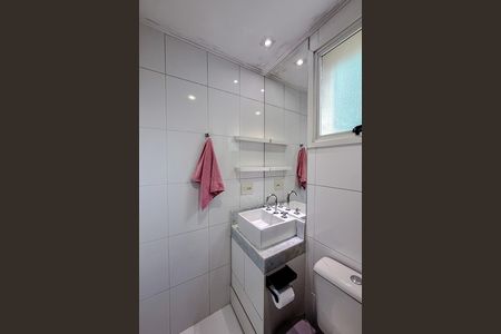 Apartamento à venda com 57m², 2 quartos e 2 vagas Apartamento à venda com 57m², 2 quartos e 2 vagasBanheiro da Suíte