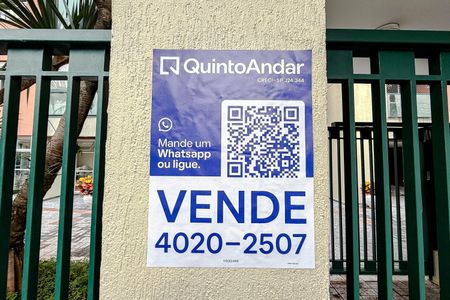 Apartamento à venda com 57m², 2 quartos e 2 vagas Apartamento à venda com 57m², 2 quartos e 2 vagasPlaquinha