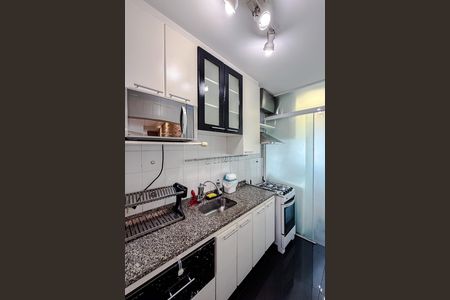 Apartamento à venda com 57m², 2 quartos e 2 vagas Apartamento à venda com 57m², 2 quartos e 2 vagasCozinha