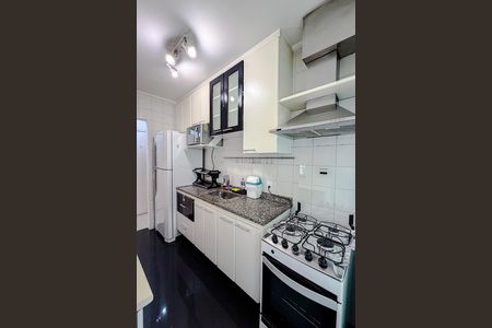 Apartamento à venda com 57m², 2 quartos e 2 vagas Apartamento à venda com 57m², 2 quartos e 2 vagasCozinha