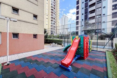 Apartamento à venda com 57m², 2 quartos e 2 vagas Apartamento à venda com 57m², 2 quartos e 2 vagasÁrea comum - Playground