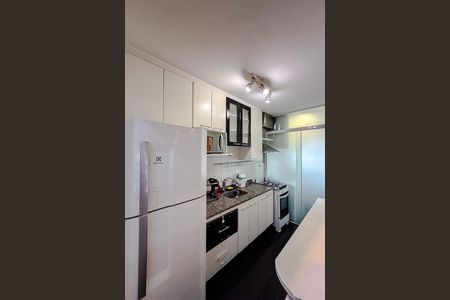 Apartamento à venda com 57m², 2 quartos e 2 vagas Apartamento à venda com 57m², 2 quartos e 2 vagasCozinha