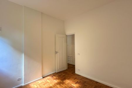 Apartamento à venda com 70m², 2 quartos e sem vaga